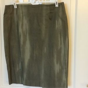 Simply Vera Skirt